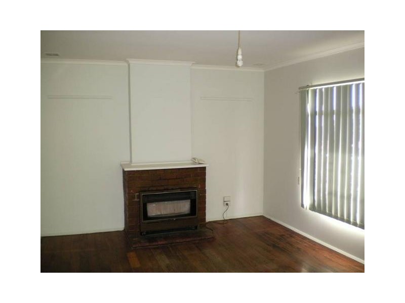 36 Hawthorn Road, Doveton VIC 3177