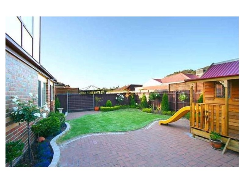 12 Forest Oak Drive, Ferntree Gully VIC 3156