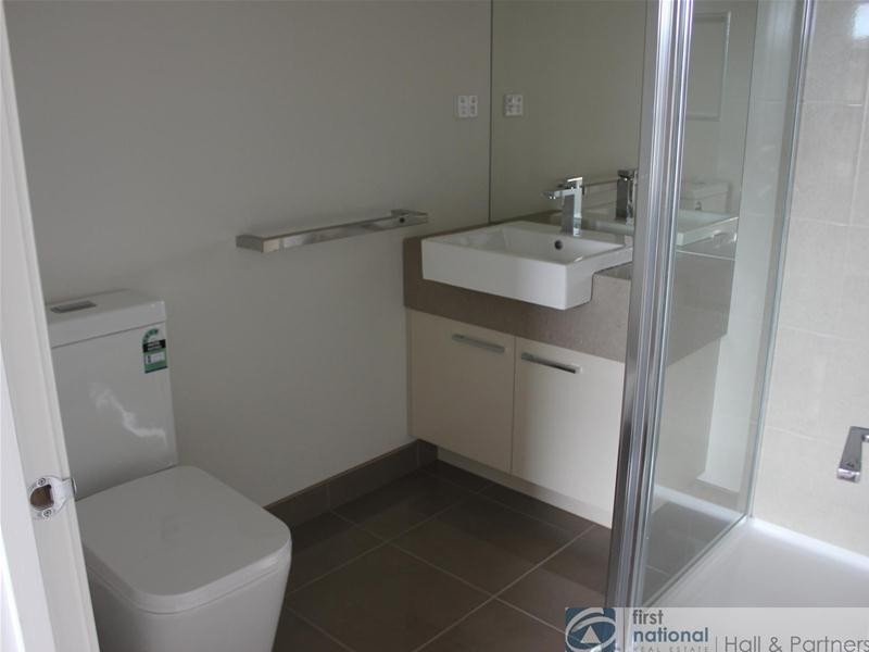 7 Rilana Road, Clyde North VIC 3978