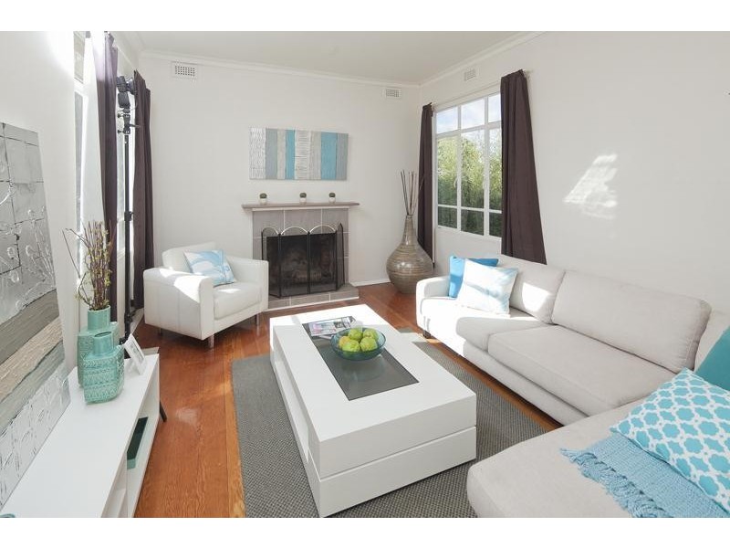 6 Jesson Crescent, Dandenong VIC 3175