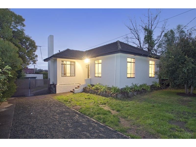 6 Jesson Crescent, Dandenong VIC 3175