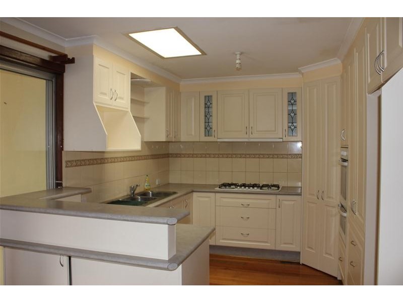 9 Wallaroo Avenue, Narre Warren VIC 3805