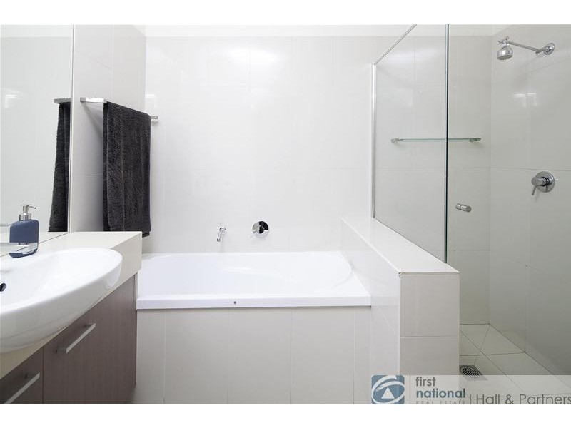 5/21 Kingfisher Drive, Doveton VIC 3177