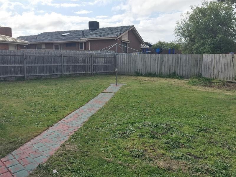 27 Jolimont Avenue, Mulgrave VIC 3170