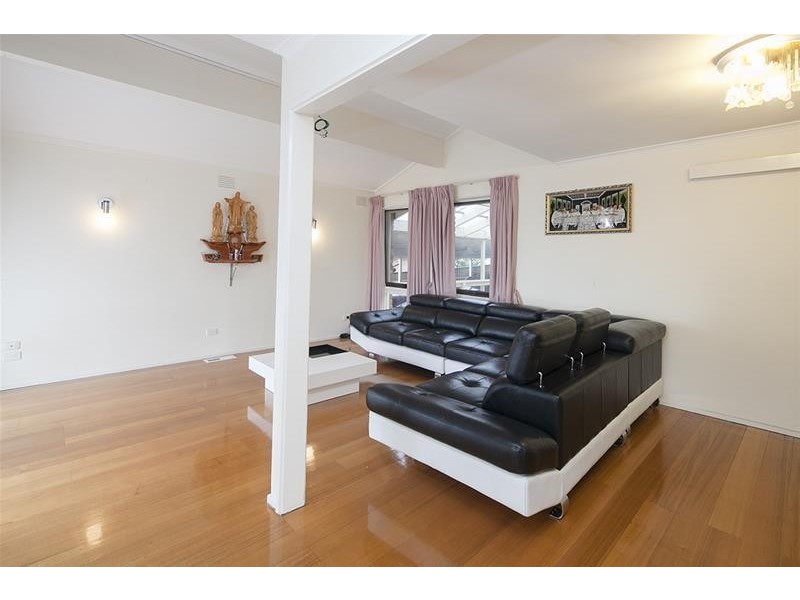 40 Mildura Crescent, Endeavour Hills VIC 3802