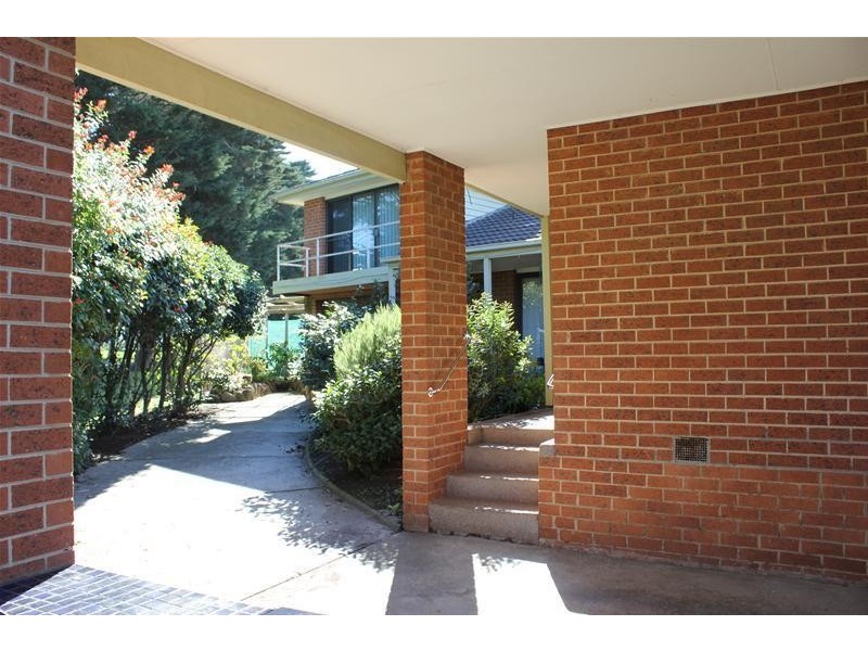 4 Isobella Court, Dandenong North VIC 3175