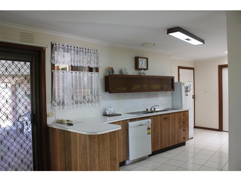 4 Isobella Court, Dandenong North VIC 3175