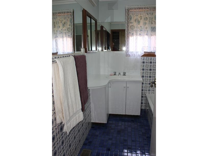 4 Isobella Court, Dandenong North VIC 3175