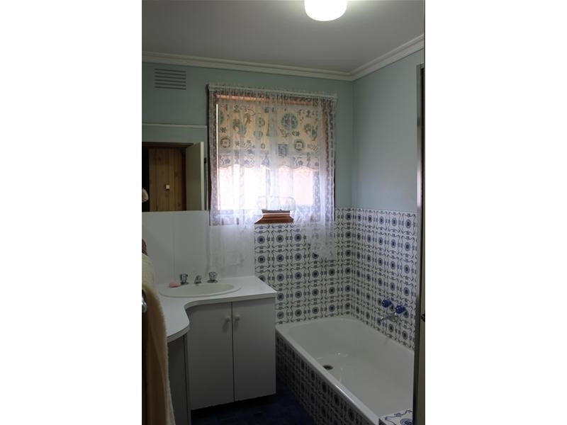 4 Isobella Court, Dandenong North VIC 3175