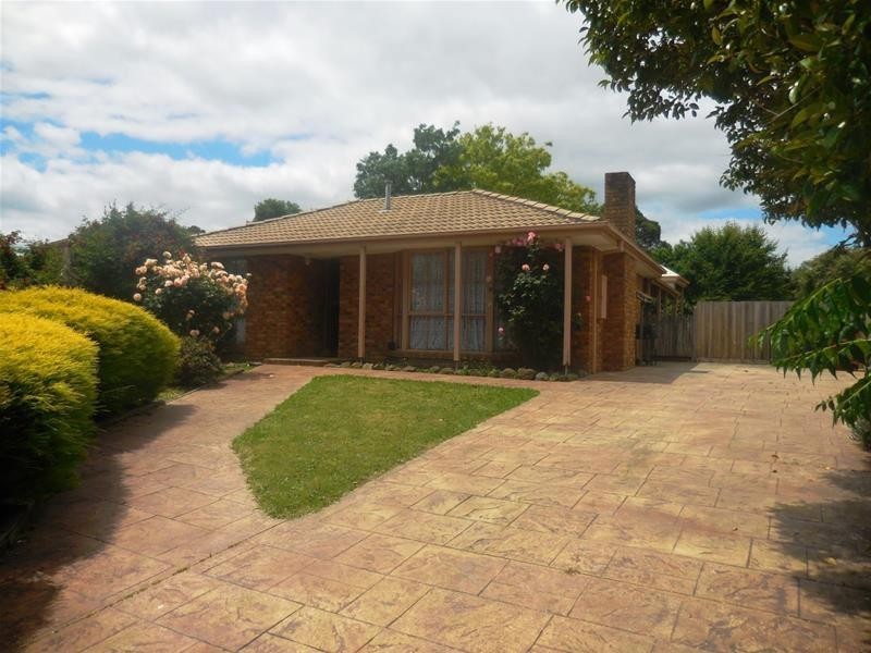 13 Greendale Court, Narre Warren VIC 3805