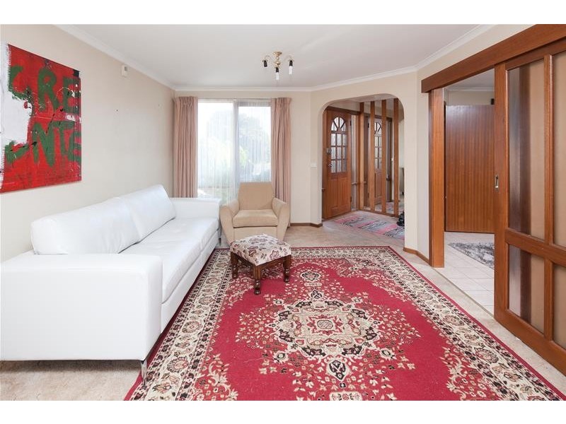 2/9 Morris Court, Springvale VIC 3171