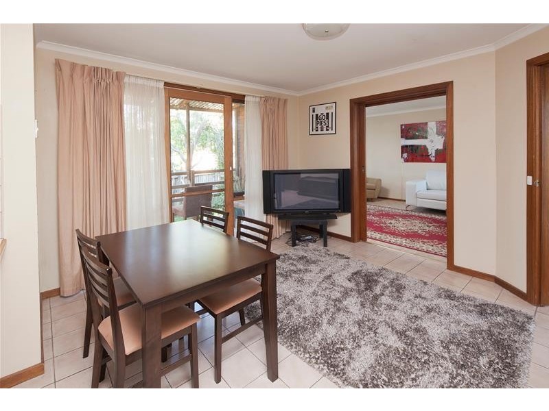 2/9 Morris Court, Springvale VIC 3171