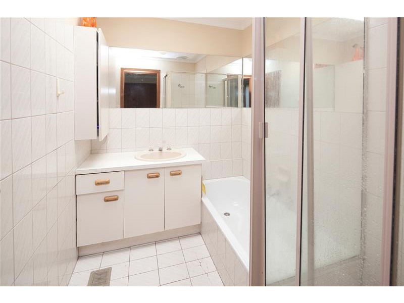 2/9 Morris Court, Springvale VIC 3171