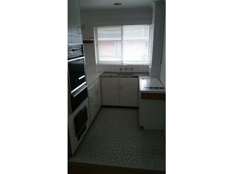 15/2-4 Salmon Street, Mentone VIC 3194