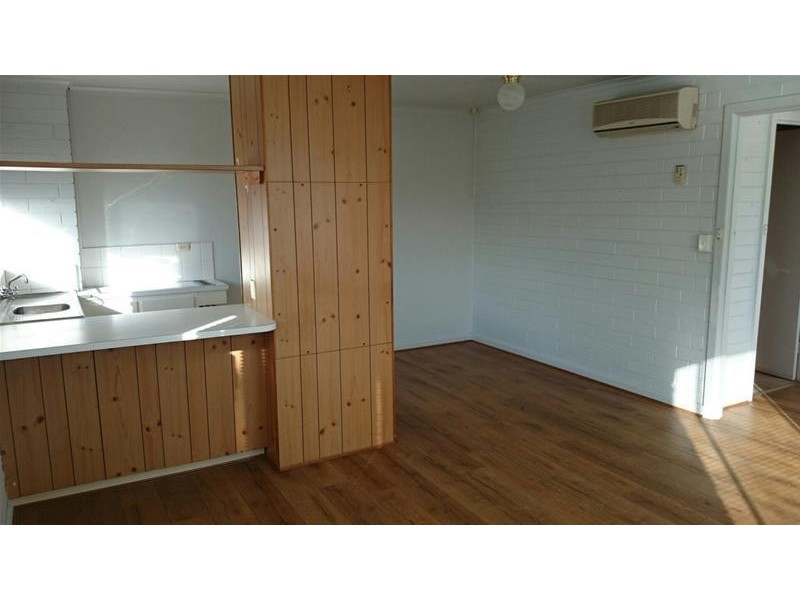 15/2-4 Salmon Street, Mentone VIC 3194