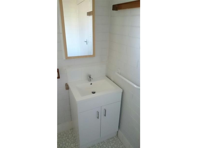 15/2-4 Salmon Street, Mentone VIC 3194