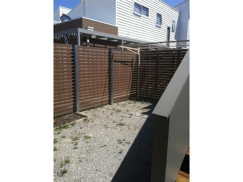 4/19-27 Connell  Lane, Dandenong VIC 3175