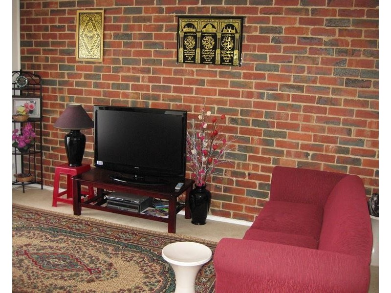 3/70 Cleeland  Street, Dandenong VIC 3175