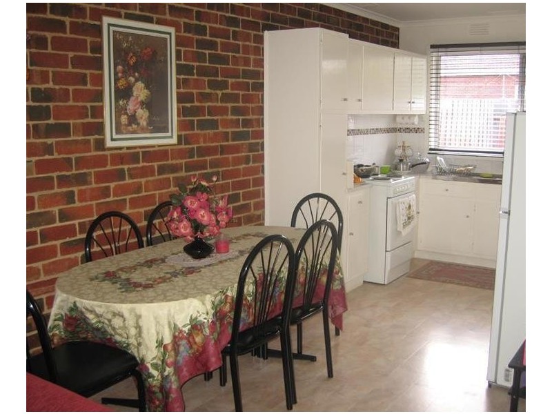 3/70 Cleeland  Street, Dandenong VIC 3175