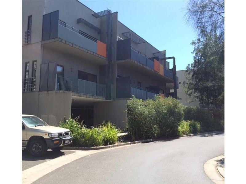28/1 Eucalyptus Mews, Notting Hill VIC 3168