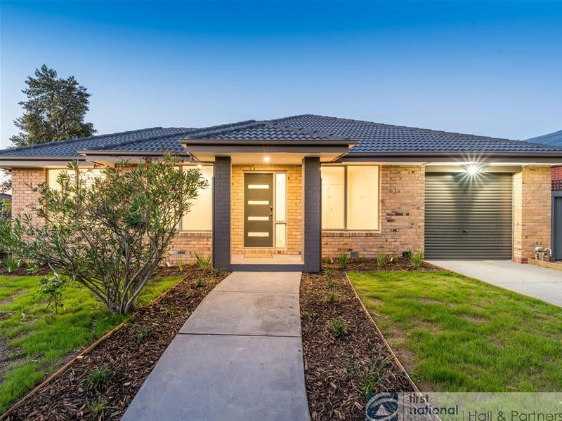 17 Mollison Street, Dandenong North VIC 3175