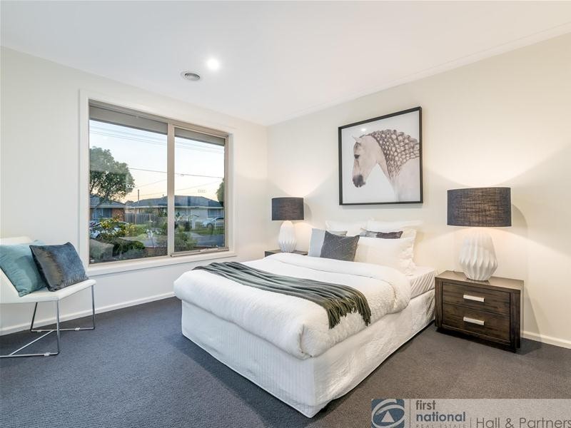 17 Mollison Street, Dandenong North VIC 3175