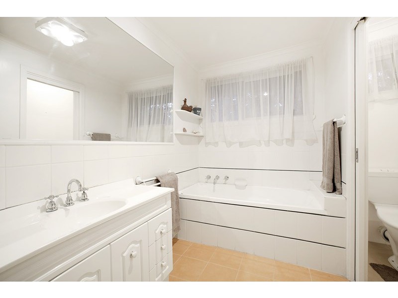 73 Murray Road, Dandenong North VIC 3175