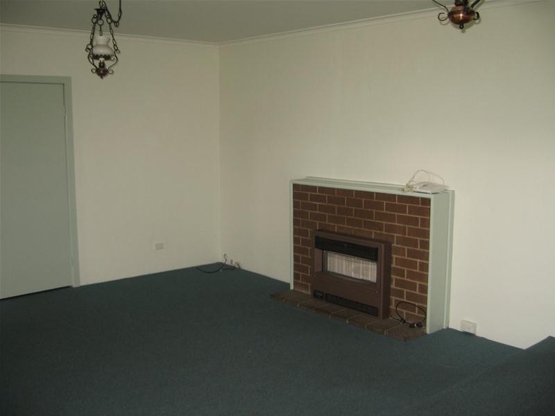 13 Waratah Street, Doveton VIC 3177