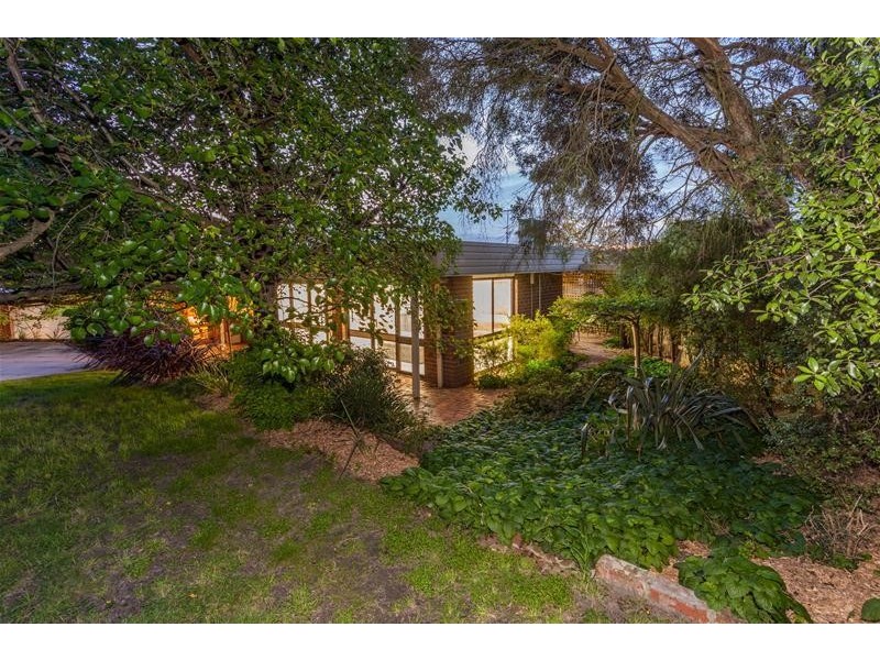 3 Alma Close, Mulgrave VIC 3170