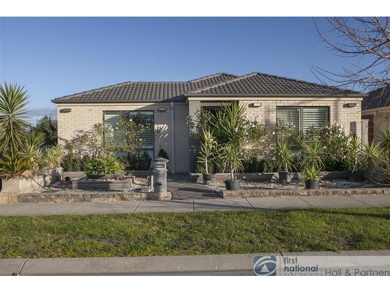 4 Kosta Boda Boulevard, Pakenham VIC 3810