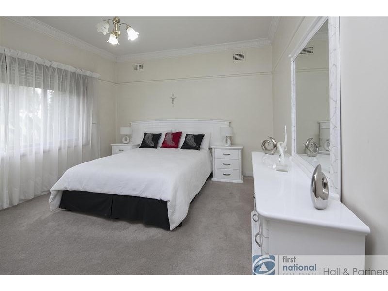 84 Railway Parade, Dandenong VIC 3175