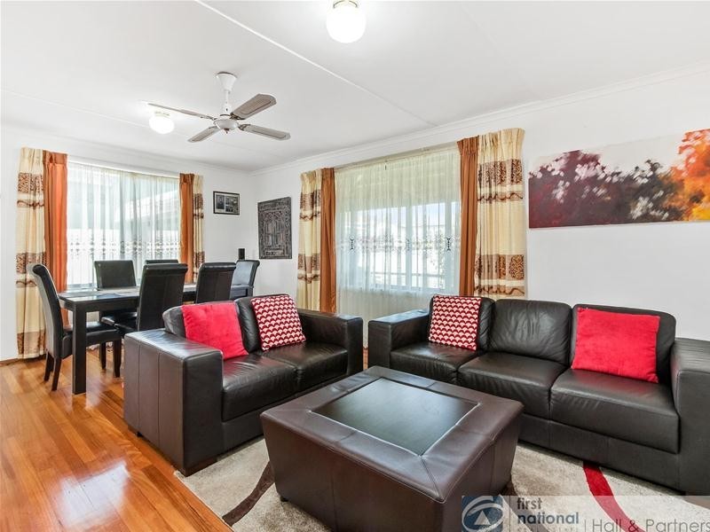 3 Plum Street, Doveton VIC 3177