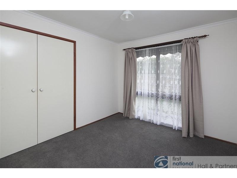 2/21 Kerrison Drive, Hampton Park VIC 3976