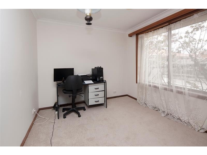 2/21 Edward Avenue, Dandenong VIC 3175