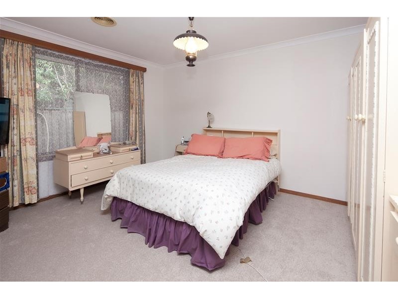 2/21 Edward Avenue, Dandenong VIC 3175