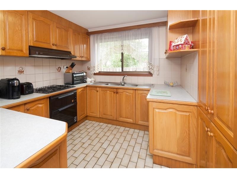 2/21 Edward Avenue, Dandenong VIC 3175