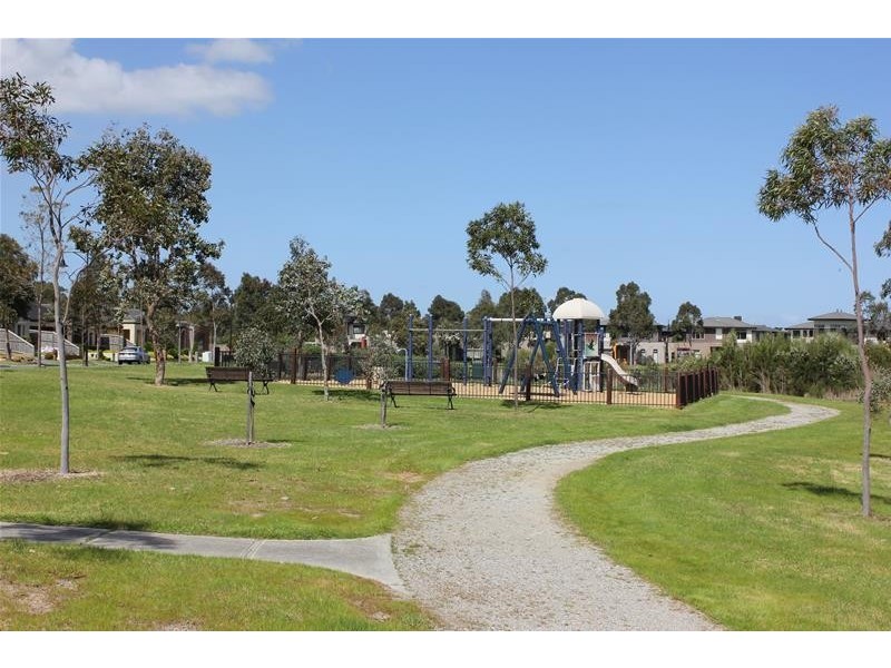 5 Cafardi Boulevard, Keysborough VIC 3173