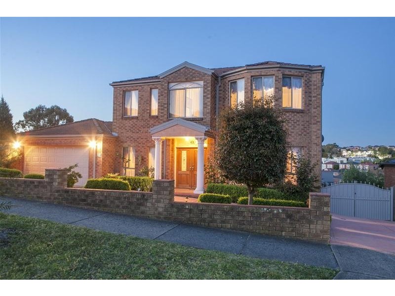 19 William Hovell Drive, Endeavour Hills VIC 3802