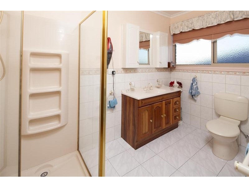 19 William Hovell Drive, Endeavour Hills VIC 3802