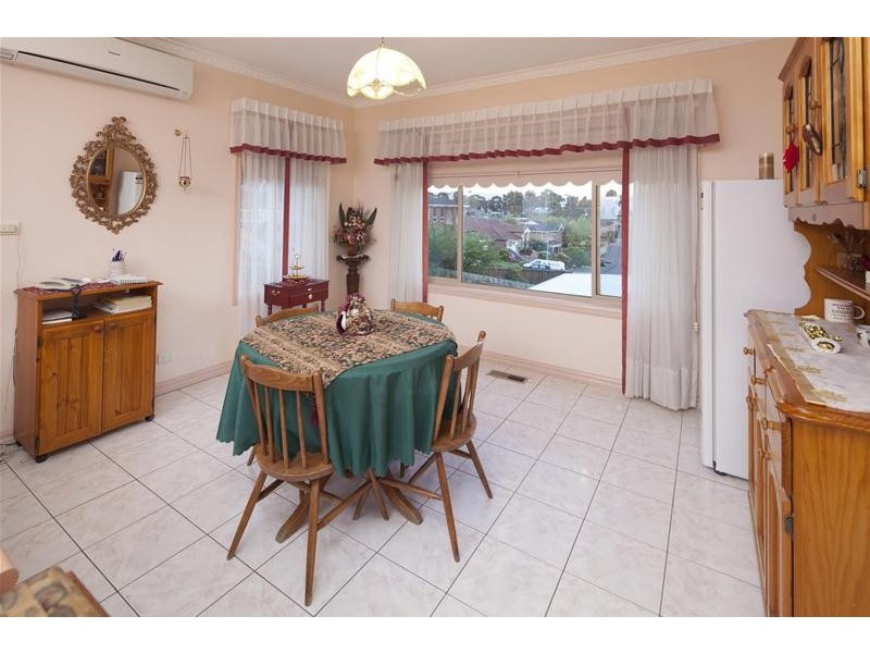 19 William Hovell Drive, Endeavour Hills VIC 3802