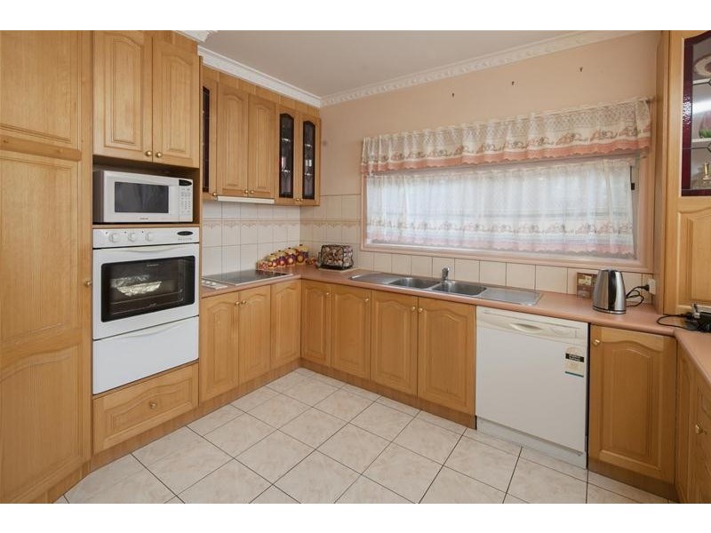 19 William Hovell Drive, Endeavour Hills VIC 3802