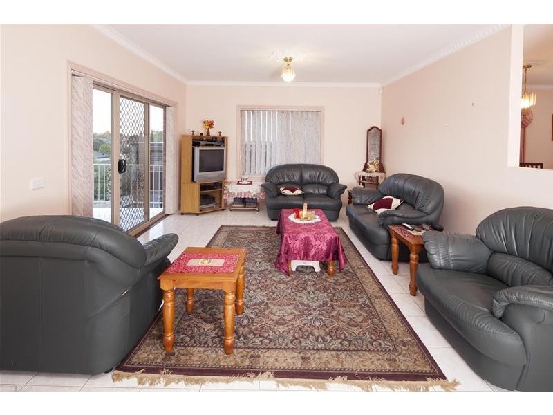 19 William Hovell Drive, Endeavour Hills VIC 3802