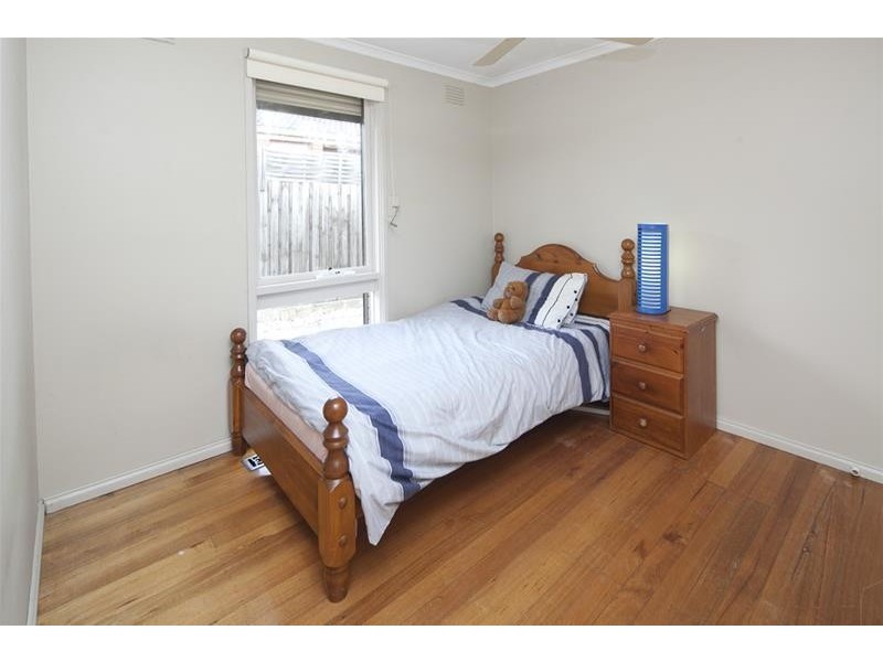 1 Isaac Smith Crescent, Endeavour Hills VIC 3802