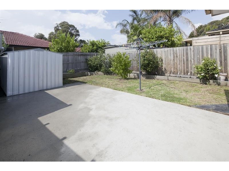 1 Isaac Smith Crescent, Endeavour Hills VIC 3802