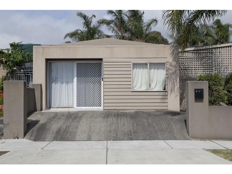 1 Isaac Smith Crescent, Endeavour Hills VIC 3802