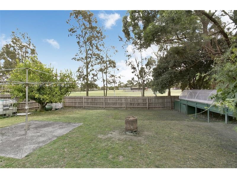 63 Huxley Avenue, Mulgrave VIC 3170