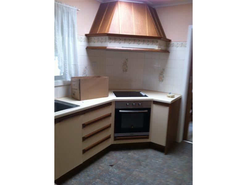 27 Outlook Drive, Dandenong VIC 3175