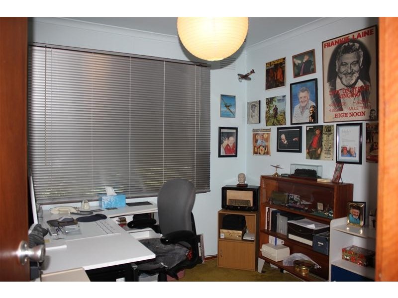 18 Heatherton Road, Endeavour Hills VIC 3802