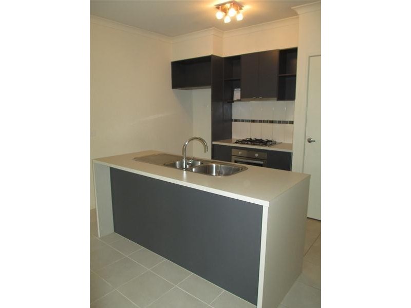 2/64 Everitt Street, Dandenong VIC 3175