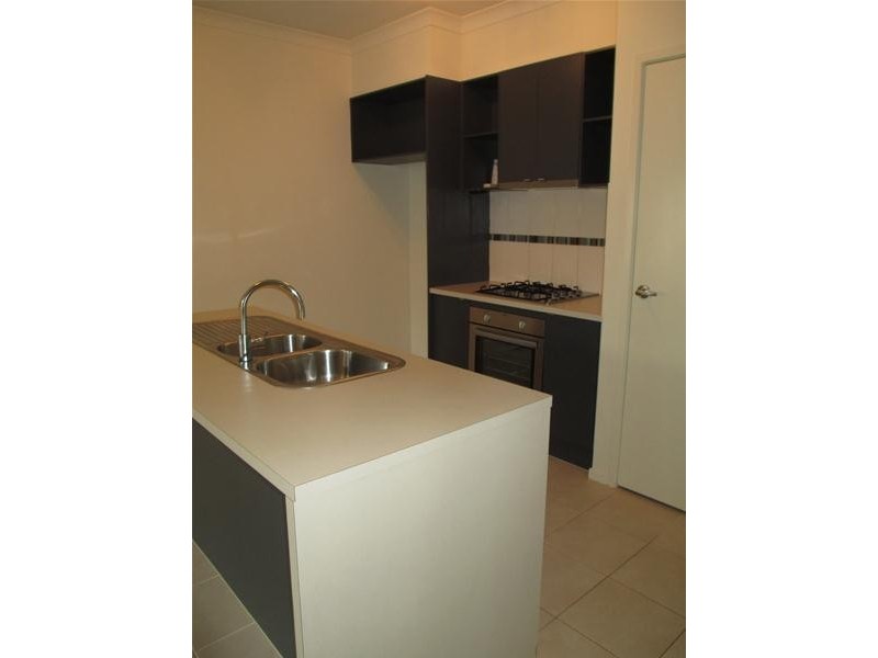 2/64 Everitt Street, Dandenong VIC 3175